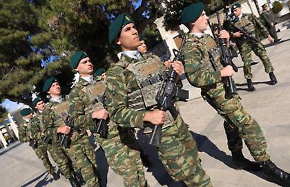 Ολοκληρώθηκε η Β’ φάση κλεισίματος στρατοπέδων – Συγχωνεύονται 21 Μονάδες του στρατού