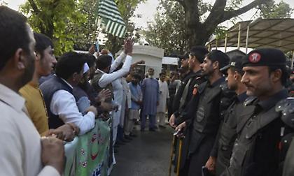 Φόβοι για ανοιχτή σύγκρουση Ινδίας-Πακιστάν: Το Δελχί διώχνει όλους τους Πακιστανούς από τη χώρα