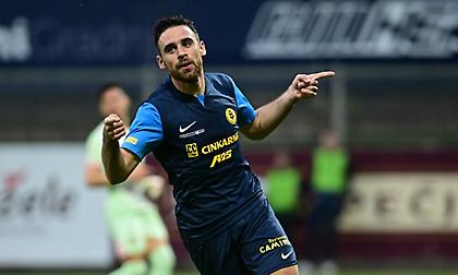 O Άλμπερτ Ριέρα τη… χάλασε στον Κοντοέ: Εκτός τελικού Κυπέλλου η Ολίμπια Λιουμπλιάνας, έσβησε το όνειρο του νταμπλ!