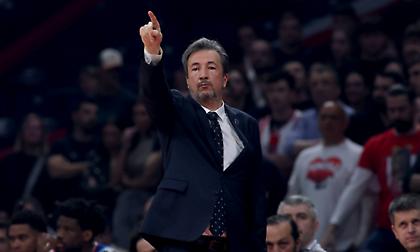 Μπάνκι: «Κάποιος με έφτυσε στο ΟΑΚΑ - Έτσι συμβαίνει στους ζωολογικούς κήπους, τα λάμα φτύνουν»