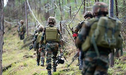 Κλιμακώνεται η ένταση μεταξύ Ινδίας και Πακιστάν - Ανταλλαγές πυρών στα σύνορα