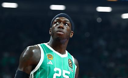 Κέντρικ Ναν: Η σφιχτή άμυνα της Εφές και το έξτρα στοιχείο στο παιχνίδι του