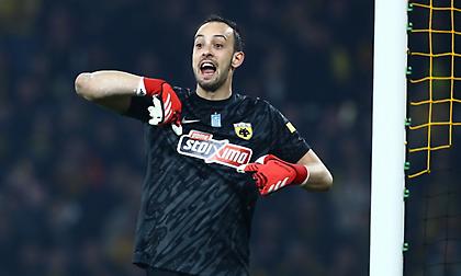 Μπρινιόλι: «Πρέπει να είμαστε θυμωμένοι και έτοιμοι να νικήσουμε τον Ολυμπιακό-Μας λείπουν οι λεπτομέρειες»