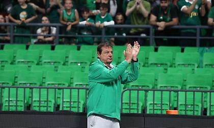 Αταμάν: «Ανοίγουμε ένα νέο κεφάλαιο στην ιστορία με αυτή την υποστήριξή σας στην προπόνηση»