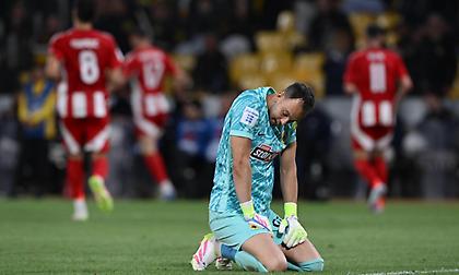 Γκολ ο Γιάρεμτσουκ για το 2-0 του Ολυμπιακού και σύνθημα που θύμισε… Μπάγεβιτς στην OPAP Arena κατά Ηλιόπουλου!