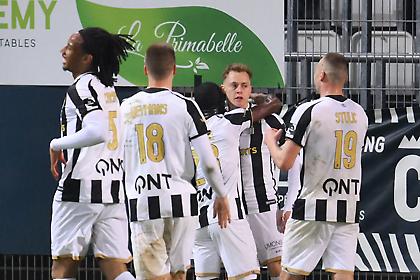 Έριξε τεσσάρα και πλησιάζει στην Ευρώπη η Σαρλερουά