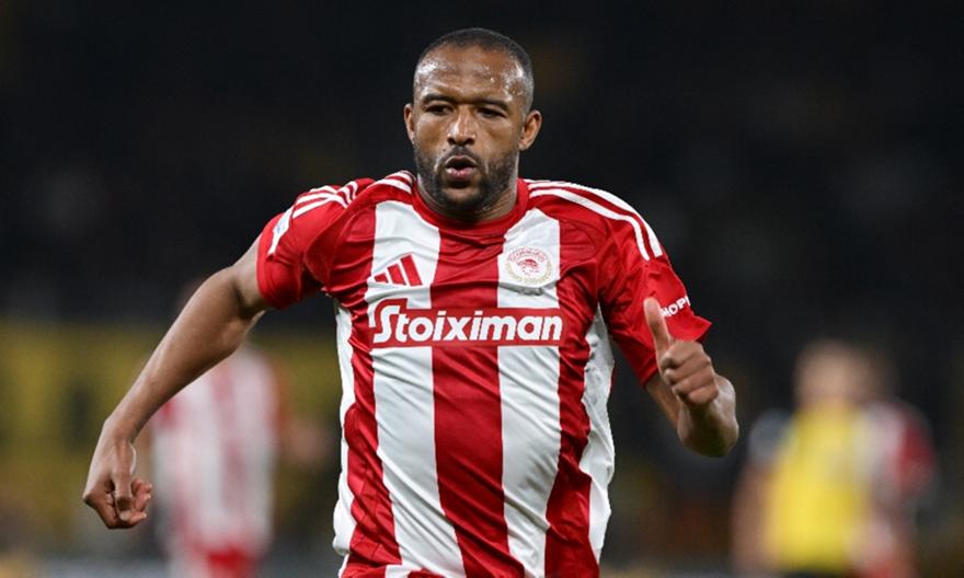 Γκάφα Μπρινιόλι, αστόχησε σε κενή εστία ο Ελ Κααμπί