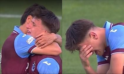 Ανατριχιαστική εικόνα στον τελικό του Youth League: Παίκτης της Τράμπζονσπορ σκόραρε και ξέσπασε σε λυγμούς!