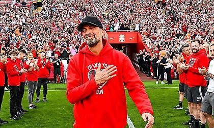 Ο Κλοπ συνεχάρη τη Λίβερπουλ και εξέφρασε την πίστη του στον Σλοτ: «Χαρούμενος για τον τίτλο, αισιόδοξος για το μέλλον»!