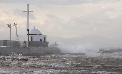 Καιρός: Άνεμοι έως 9 μποφόρ και θερμοκρασία ως τους 22 βαθμούς
