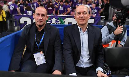 Παναγιώτης και Γιώργος Αγγελόπουλος δίπλα στον Ολυμπιακό στη Movistar Arena