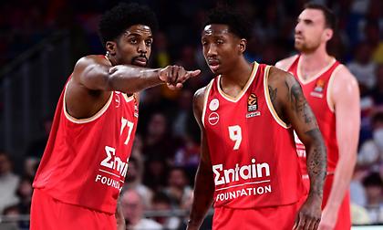 ΜακΚίσικ και Λι «τρύπωσαν» στη ρακέτα της Ρεάλ για το εμφατικό κάρφωμα του δεύτερου!