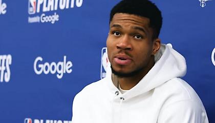 Αντετοκούνμπο για το μέλλον του στους Μπακς: «Δεν ξέρω, φίλε… Μακάρι να έπαιζα ακόμα»!