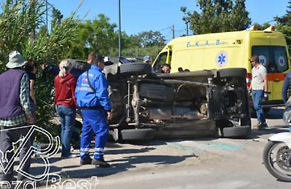 Σοβαρό τροχαίο στην Πρέβεζα - Εγκλωβίστηκαν τρεις επιβάτες