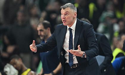 O Σάρας έγινε ο 3ος προπονητής που πηγαίνει σε 5 συνεχόμενα Final 4: Οι άλλοι δύο και η σύνδεση με τον Παναθηναϊκό