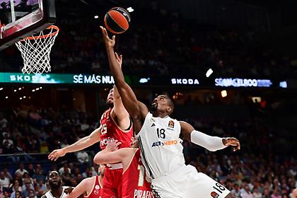 Ρεάλ Μαδρίτης: Νοκ άουτ για το Game 4 με τον Ολυμπιακό οι Ντεκ και Ιμπάκα