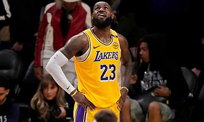 Άφησε ανοικτό το ενδεχόμενο να σταματήσει ο Λεμπρόν: «Δεν ξέρω πόσο θέλω να παίζω ακόμη»!