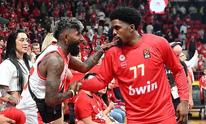 Συνεχάρη τον μπασκετικό Ολυμπιακό ο Ροντινέι: «Φίλοι μου, το αξίζετε!»