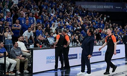 Ο Γουίλις υπερασπίστηκε τον Αταμάν: «Δείξτε του τον σεβασμό που του αξίζει»!