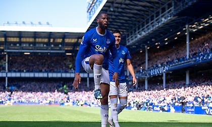 Αποχαιρετά το «Γκούντισον Παρκ» διασκεδάζοντας η Έβερτον, τρέλες από τον Βάρντι στο Λέστερ!