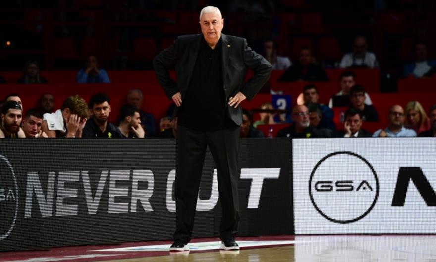 Σάκοτα: «Σε τέτοιες περιπτώσεις πας να κλέψεις το ματς με τρίποντο»