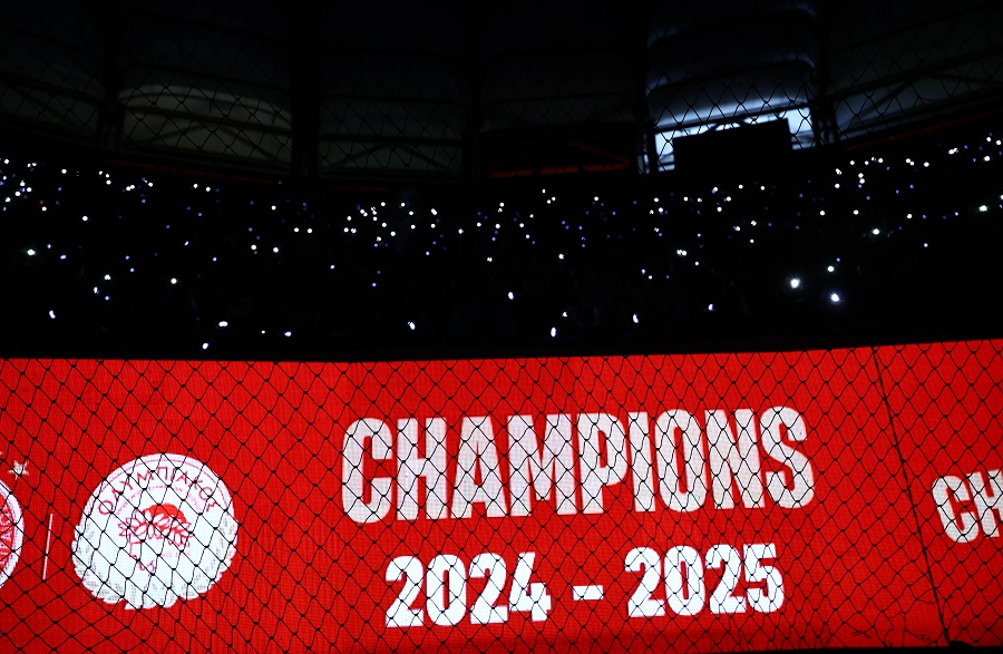 Olympiacos: Fiesta for the 48th Championship