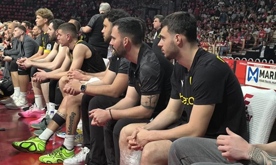 Νοκ άουτ για το Ολυμπιακός-ΑΕΚ ο Καράμπελας