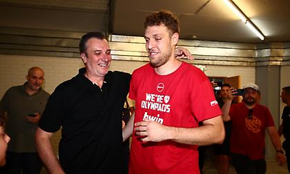 Λεπενιώτης: «Για μένα ο Βεζένκοφ είναι ο MVP της Ευρωλίγκας»