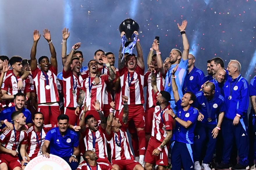 Ο Ολυμπιακός που δεν χαρίζει σε κανέναν και τους «διαλύει» όλους