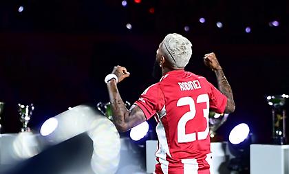 Ροντινέι: «Η λέξη “θαύμα” ταιριάζει στη ζωή μου μετά από τόσες δυσκολίες…»