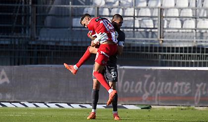 Πανσερραϊκός-Βόλος 3-0