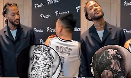 Συγκινητική στιγμή: Θαυμαστής του Ρόουζ δείχνει τα τατουάζ του κι αυτός κλαίει