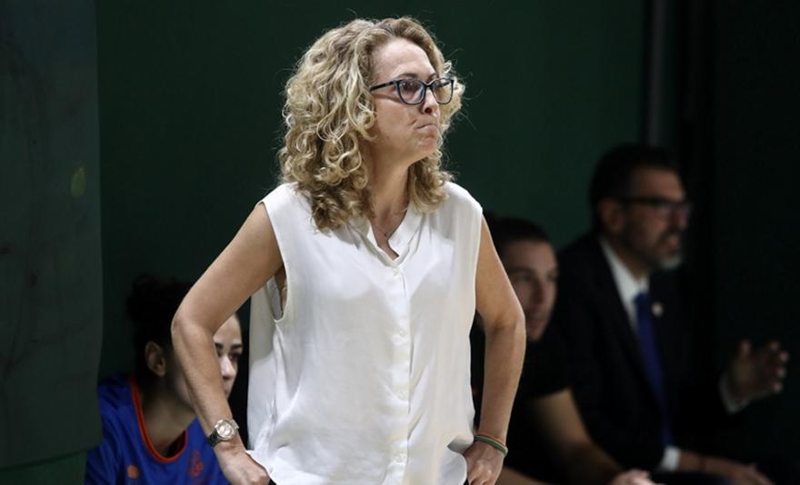 Ολυμπιακός: Αναλαμβάνει τα ηνία στις γυναίκες η Δρακάκη