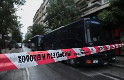 Έφοδος της ΕΛ.ΑΣ σε 7 κτηματολογικά γραφεία της Αττικής για «γρηγορόσημα»: 9 συλλήψεις - Προϊσταμένη ανάμεσά τους