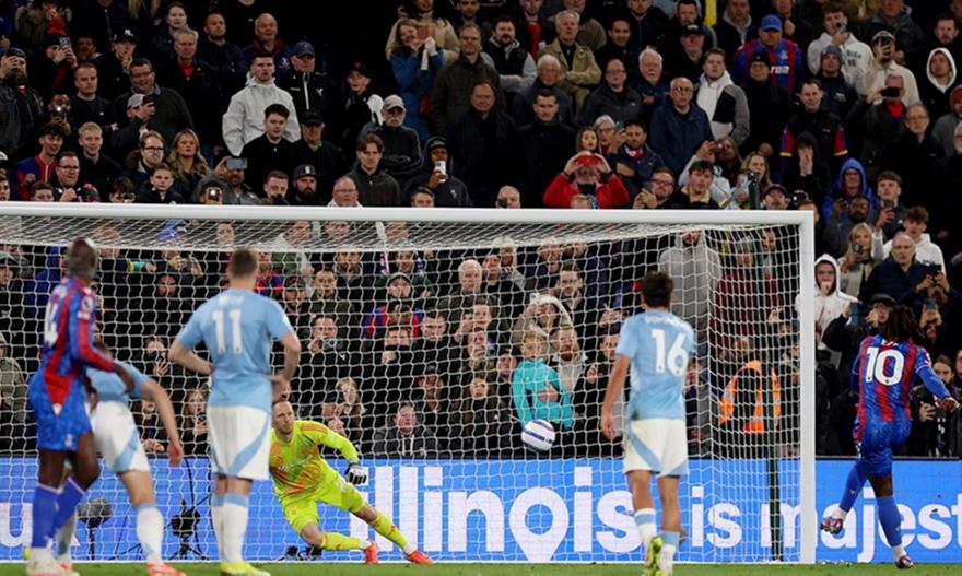 Η Πάλας δεν καταλαβαίνει από... κυνήγι αστεριών και σταμάτησε τη Φόρεστ στο Selhurst Park!