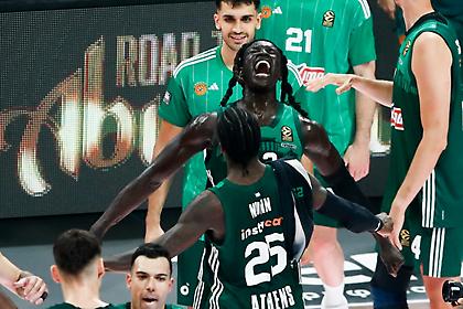 Tα σχόλια στον bwinΣΠΟΡ FM για την πρόκριση του Παναθηναϊκού στο Final-4 της Ευρωλίγκας!