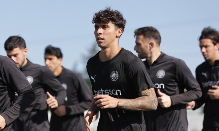 Εκτός Νέιρα, Σενγκέλια στον ΟΦΗ