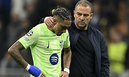 Η εμψυχωτική ομιλία του Φλικ στα αποδυτήρια μετά τον αποκλεισμό: «Να νιώσετε περήφανοι, θα επιστρέψουμε πιο δυνατοί»