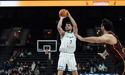 Μπαρέιρο: «Εξαιρετική η ΑΕΚ φέτος, μας αρέσει που θα παίξουμε σε γεμάτο γήπεδο»