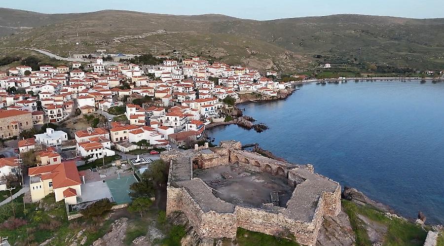 «Όπου Υπάρχει Ελλάδα»: Σε απευθείας σύνδεση με τη μαγευτική Ερεσό