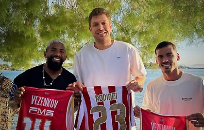 Ροντινέι και Τσικίνιο ήπιαν «φρεντάκι με τον MVP, Βεζένκοφ»