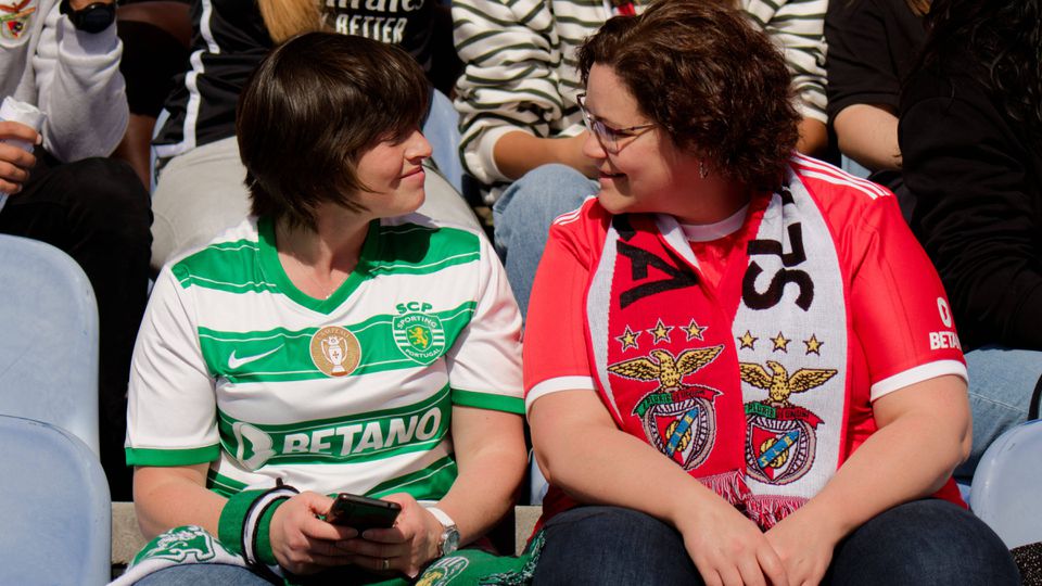 Μπενφίκα-Σπόρτινγκ: Έστησαν πάρτι οι οπαδοί των «αετών»