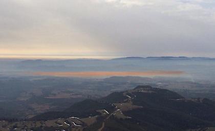 Tοξικό νέφος έκλεισε 160.000 Ισπανούς στα σπίτια τους