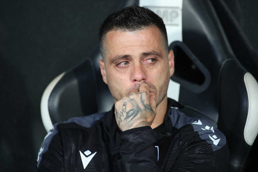 ΠΑΟΚ: Δάκρυζε ασταμάτητα ο Βιεϊρίνια στον πάγκο