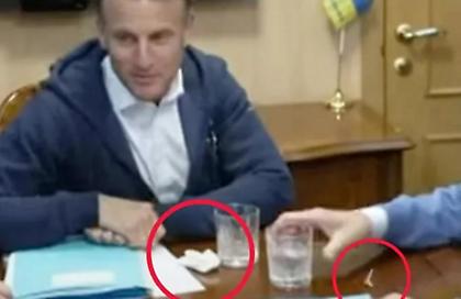 Τι έκρυψε ο Μακρόν μπροστά στις κάμερες; Το όργιο φημών για ναρκωτικά, η εμπρηστική Ζαχάροβα και η απάντηση του Ελιζέ