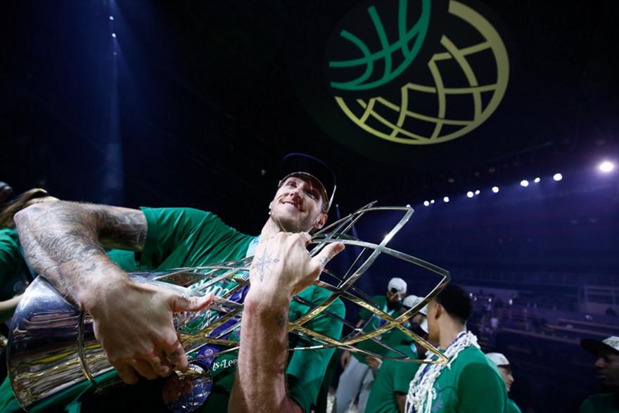 Αποθέωσε Μπαλτσερόφσκι ο Ραζνάτοβιτς: «Κανείς με τόσους τίτλους την τελευταία τριετία»