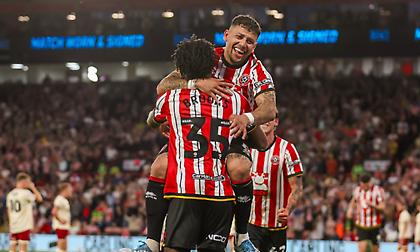 Τελείωσε τη δουλειά κόντρα στη Μπρίστολ Σίτι και περιμένει αντίπαλο στον τελικό ανόδου η Σέφιλντ Γιουνάιτεντ