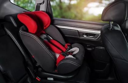 Μαρούσι: Μωρό κλειδώθηκε μέσα στο αυτοκίνητο της μητέρας του