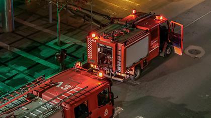 Θεσσαλονίκη: Στις φλόγες τυλίχθηκε σταθευμένο αυτοκίνητο το ξημερώματα