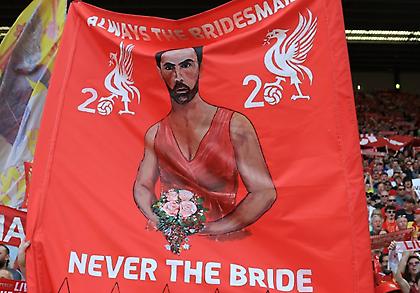 Πανό στο Λίβερπουλ για Αρτέτα: «Πάντα παράνυφος, ποτέ νύφη»